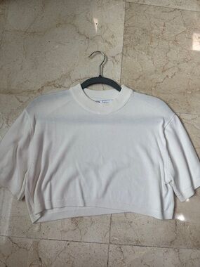 Zara White Cropped Crewneck Short-Sleeve Sweater